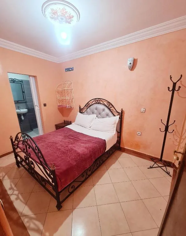 Economy Double Room — Hotel Salem Leksor