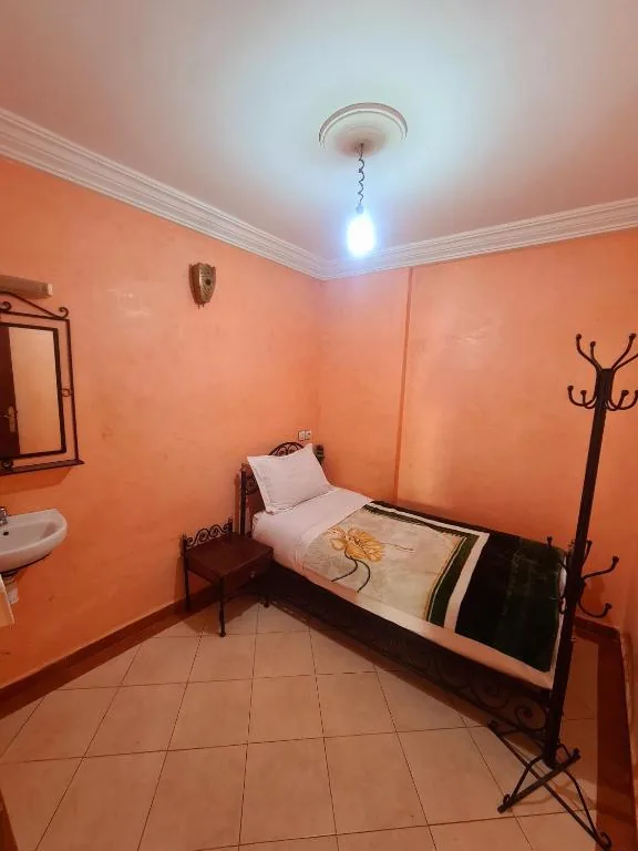 Standard Single Room — Hotel Salem Leksor